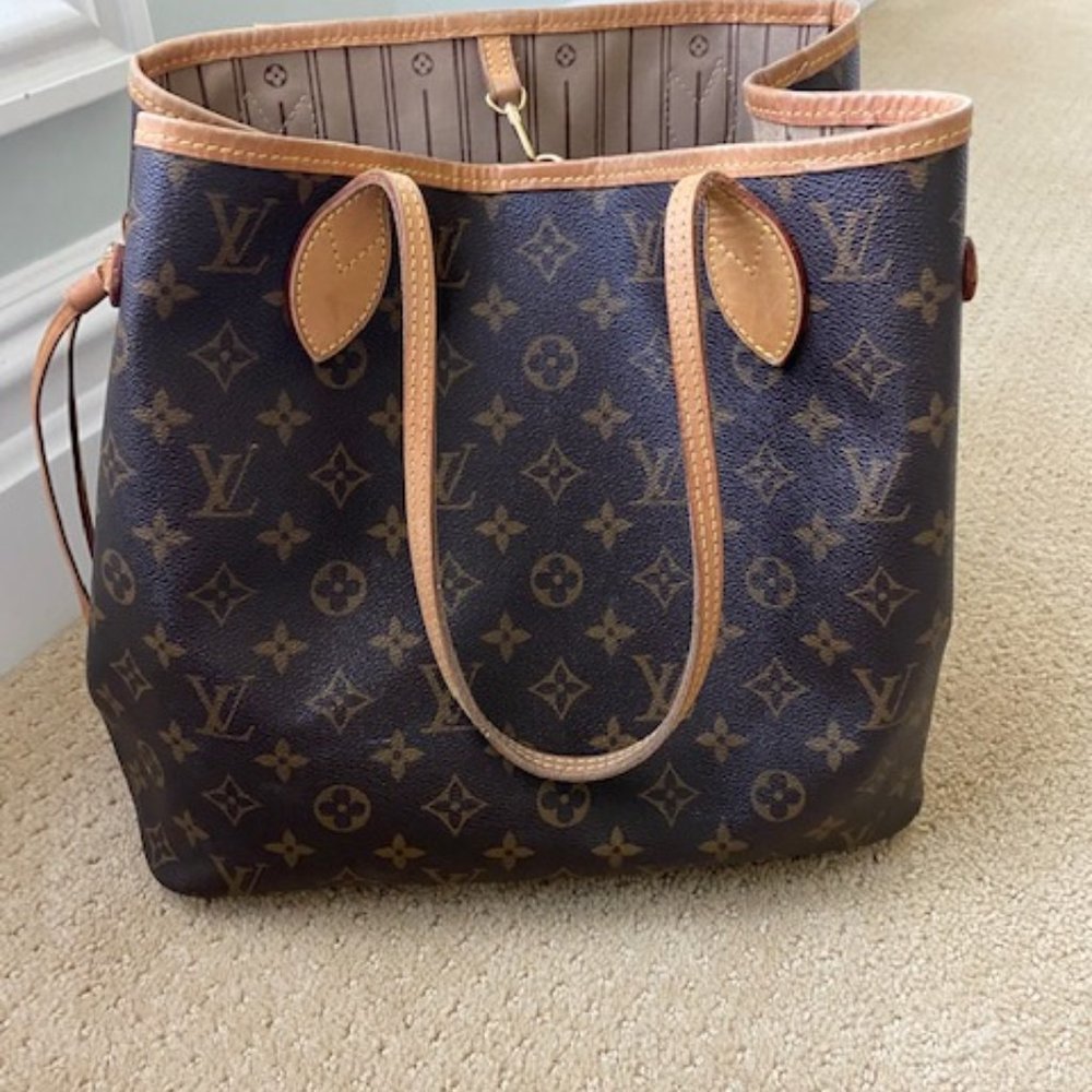 Louis Vuitton Neverfull MM Monogram